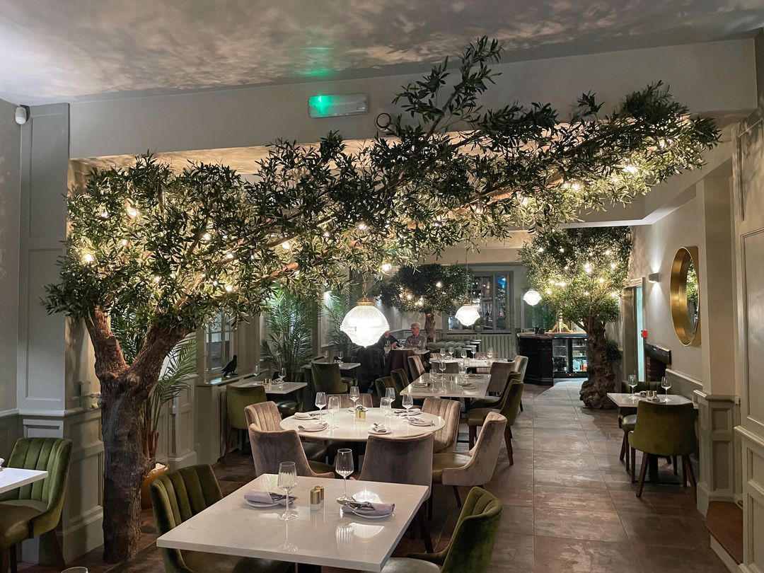 Bespoke Artificial Corner and Leaning Trees Design Example